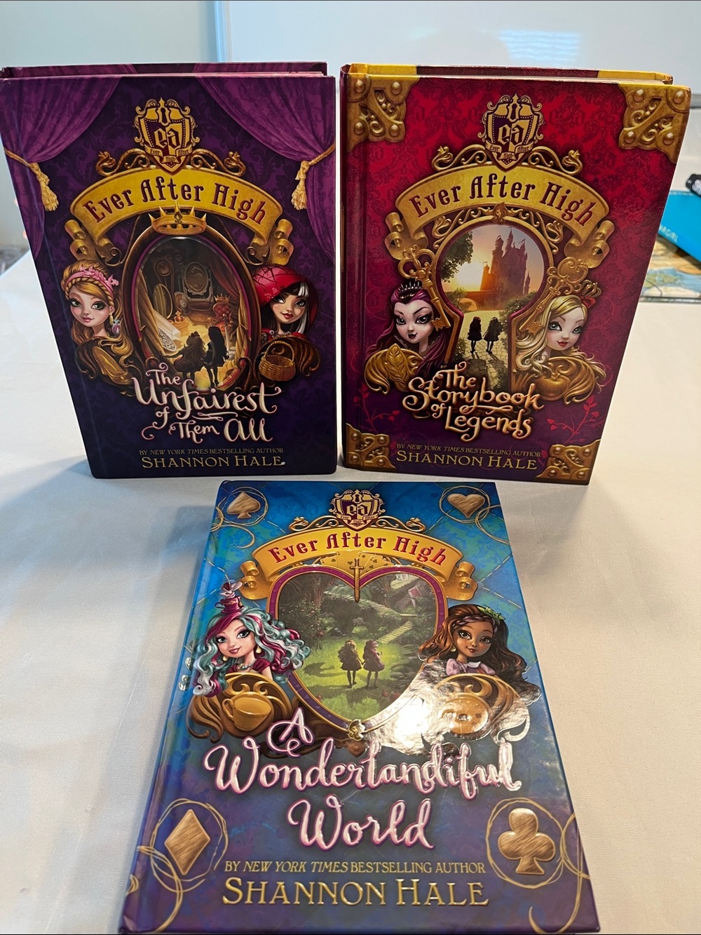 Ever After High A Wonderlandiful World Hardcover Book - Blue‎
